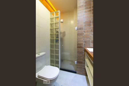 Banheiro de apartamento à venda com 1 quarto, 45m² em Glória, Rio de Janeiro