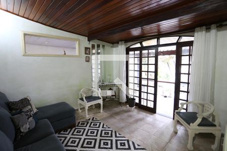 Sala de casa à venda com 2 quartos, 165m² em Vila Marieta, São Paulo