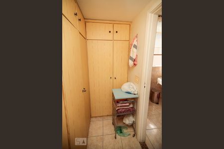 Apartamento à venda com 65m², 2 quartos e 1 vaga Apartamento à venda com 65m², 2 quartos e 1 vagaQuarto de Serviço