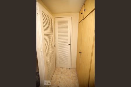 Apartamento à venda com 65m², 2 quartos e 1 vaga Apartamento à venda com 65m², 2 quartos e 1 vagaQuarto de Serviço