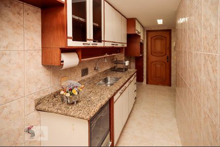 Apartamento à venda com 65m², 2 quartos e 1 vaga Apartamento à venda com 65m², 2 quartos e 1 vagaCozinha