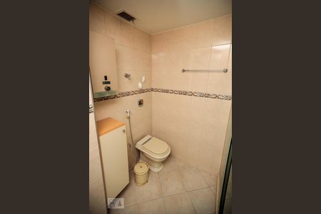 Apartamento à venda com 65m², 2 quartos e 1 vaga Apartamento à venda com 65m², 2 quartos e 1 vagaBanheiro