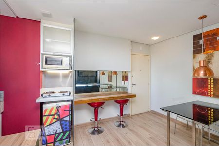 Sala de kitnet/studio para alugar com 1 quarto, 45m² em Estoril, Belo Horizonte