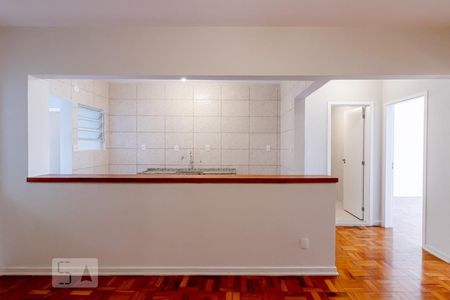 Apartamento à venda com 81m², 2 quartos e sem vagaSala