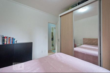 Quarto 1 de apartamento para alugar com 3 quartos, 64m² em Jardim Itapemirim, São Paulo
