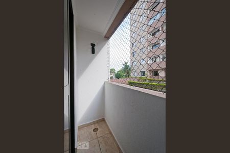 Sacada da Sala de apartamento à venda com 3 quartos, 64m² em Jardim Itapemirim, São Paulo