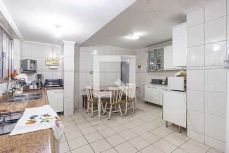 Casa à venda com 140m², 3 quartos e 2 vagasCozinha