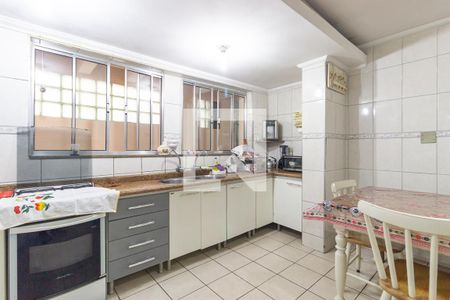 Casa à venda com 140m², 3 quartos e 2 vagasCozinha