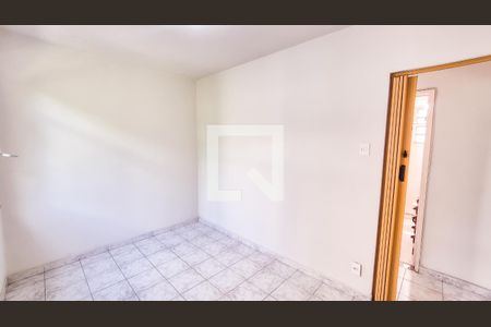 Quarto de apartamento para alugar com 2 quartos, 60m² em Irajá, Rio de Janeiro