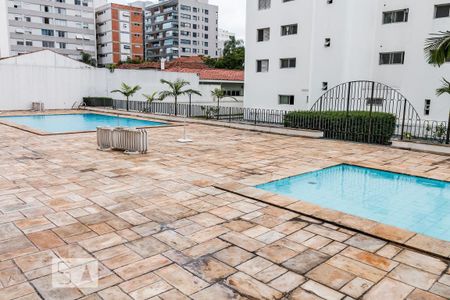 Apartamento à venda com 135m², 3 quartos e 3 vagasPiscina