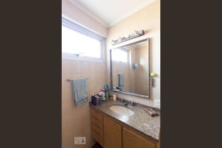 Apartamento à venda com 135m², 3 quartos e 3 vagasBanheiro