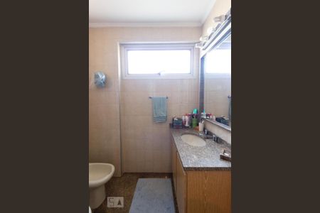 Apartamento à venda com 135m², 3 quartos e 3 vagasBanheiro