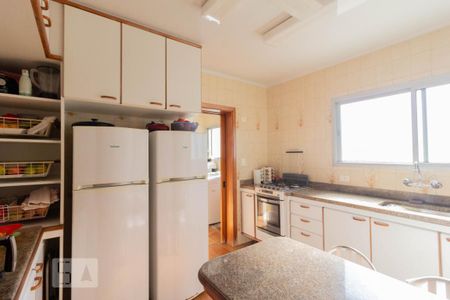 Apartamento à venda com 135m², 3 quartos e 3 vagasCozinha