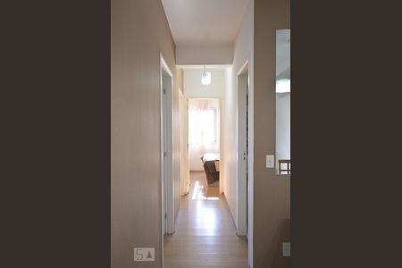 Corredor de apartamento à venda com 3 quartos, 63m² em Vila Vermelha, São Paulo