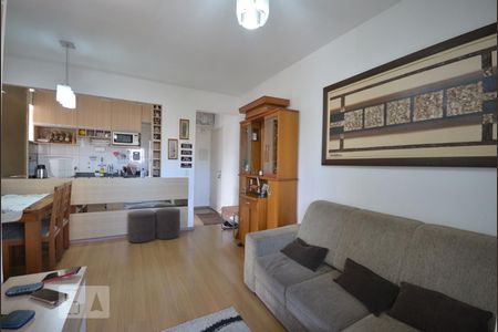 Sala de apartamento à venda com 3 quartos, 63m² em Vila Vermelha, São Paulo