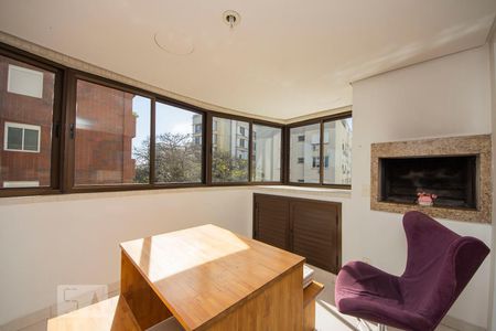 Varanda com Churrasqueira de kitnet/studio à venda com 1 quarto, 55m² em Independência, Porto Alegre