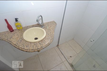 Banheiro de apartamento para alugar com 1 quarto, 30m² em Copacabana, Rio de Janeiro