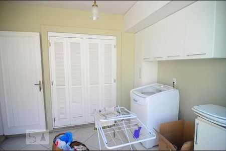 Casa à venda com 250m², 4 quartos e 4 vagasÁrea de serviço