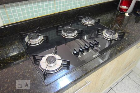 Casa à venda com 250m², 4 quartos e 4 vagasCozinha