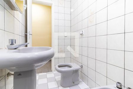 Casa para alugar com 120m², 4 quartos e 1 vaga Casa para alugar com 120m², 4 quartos e 1 vagaBanheiro