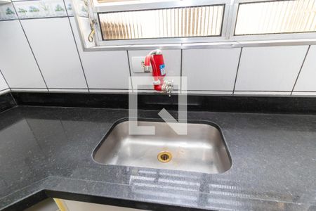 Casa para alugar com 120m², 4 quartos e 1 vaga Casa para alugar com 120m², 4 quartos e 1 vagaCozinha - Torneira