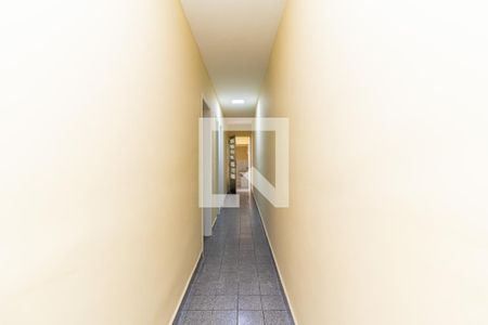Casa para alugar com 120m², 4 quartos e 1 vaga Casa para alugar com 120m², 4 quartos e 1 vagaCorredor