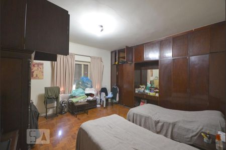 Casa à venda com 185m², 3 quartos e 2 vagasQuarto 1