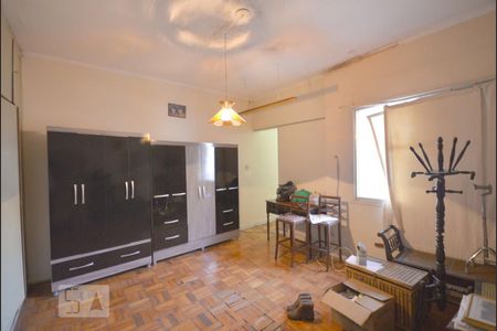 Casa à venda com 185m², 3 quartos e 2 vagasQuarto 2