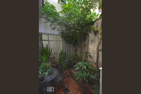 Casa à venda com 185m², 3 quartos e 2 vagasJardim de Inverno