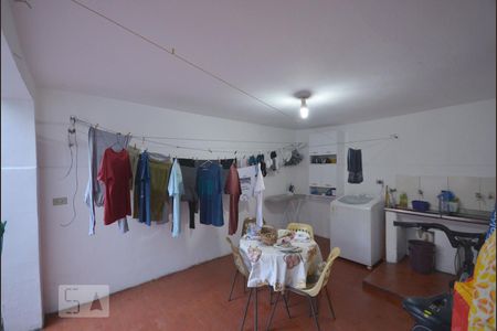 Casa à venda com 185m², 3 quartos e 2 vagasArea de Serviço