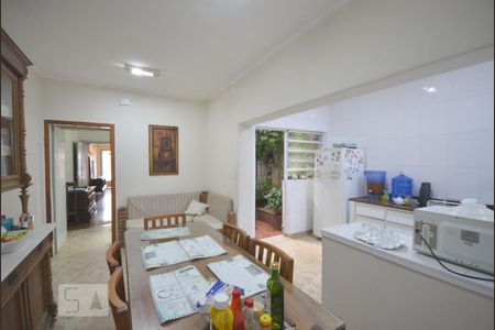 Casa à venda com 185m², 3 quartos e 2 vagasCopa