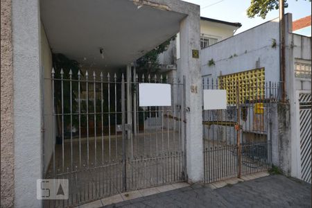 Casa à venda com 185m², 3 quartos e 2 vagasFachada