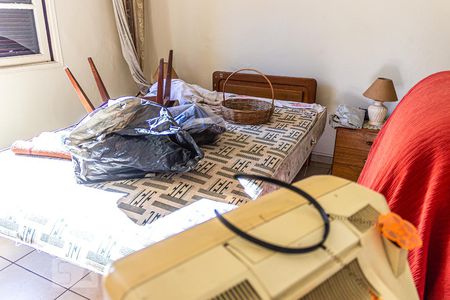 Casa à venda com 168m², 3 quartos e 2 vagasSuíte