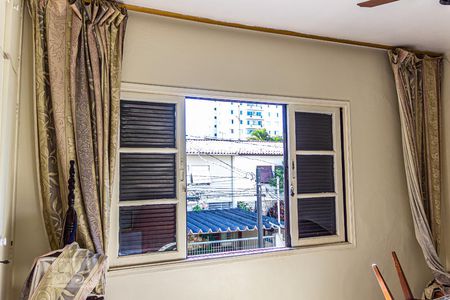 Casa à venda com 168m², 3 quartos e 2 vagasSuíte