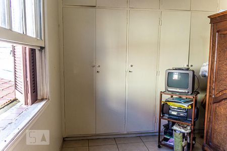 Casa à venda com 168m², 3 quartos e 2 vagasQuarto 3