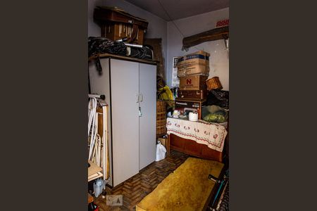 Casa à venda com 168m², 3 quartos e 2 vagasQuarto de Serviço