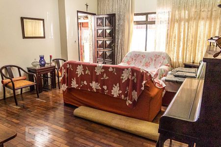 Sala de casa à venda com 3 quartos, 168m² em Campo Belo, São Paulo