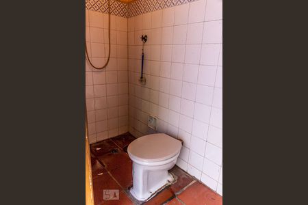 Casa à venda com 168m², 3 quartos e 2 vagasBanheiro de Serviço