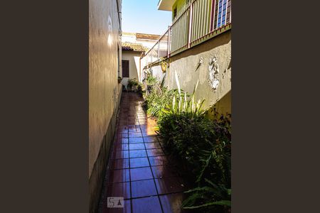 Casa à venda com 168m², 3 quartos e 2 vagasQuintal - Corredor