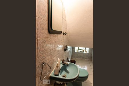 Lavabo de casa à venda com 3 quartos, 168m² em Campo Belo, São Paulo