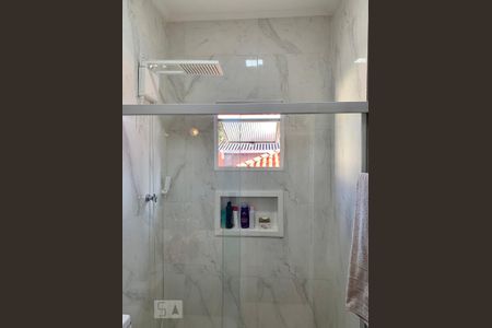 Casa para alugar com 210m², 2 quartos e 2 vagas Casa para alugar com 210m², 2 quartos e 2 vagasBanheiro da Suíte 2