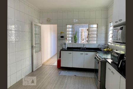 Casa para alugar com 210m², 2 quartos e 2 vagas Casa para alugar com 210m², 2 quartos e 2 vagasCozinha