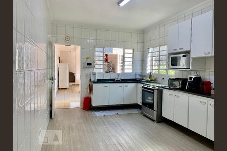 Casa para alugar com 210m², 2 quartos e 2 vagas Casa para alugar com 210m², 2 quartos e 2 vagasCozinha
