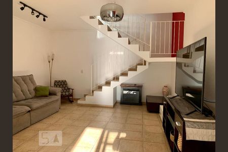 Casa para alugar com 210m², 2 quartos e 2 vagas Casa para alugar com 210m², 2 quartos e 2 vagasChurrasqueira