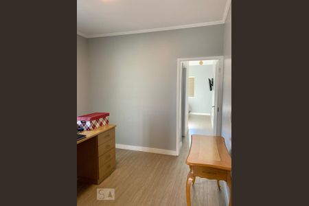 Casa para alugar com 210m², 2 quartos e 2 vagas Casa para alugar com 210m², 2 quartos e 2 vagasEscritório