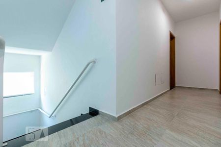 Apartamento à venda com 40m², 2 quartos e sem vaga Apartamento à venda com 40m², 2 quartos e sem vagaEscada de Acesso