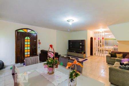Sala de casa para alugar com 3 quartos, 250m² em Vila São Pedro, Guarulhos