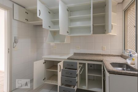 Apartamento para alugar com 84m², 3 quartos e 1 vaga Apartamento para alugar com 84m², 3 quartos e 1 vagaCozinha - Armários