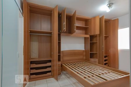 Apartamento para alugar com 84m², 3 quartos e 1 vaga Apartamento para alugar com 84m², 3 quartos e 1 vagaSuíte - Armários