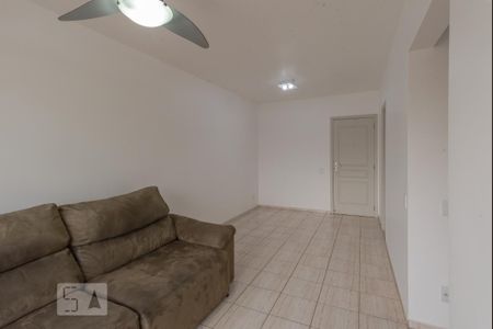 Sala de apartamento para alugar com 3 quartos, 84m² em Vila Lemos, Campinas